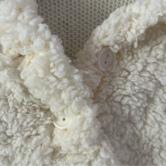 Cream 2 Button V Neck Long Sleeve Sherpa Fabric Lightweight Sweater, Size XL - Picture 4 of 5